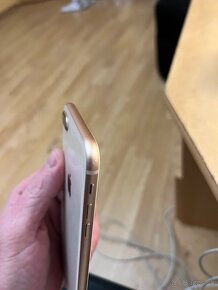 Predám IPhone 8 plus rosegold 64 GB - 6