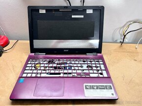 Predám pokazený notebook na náhradné diely zn.Acer E5-571 - 6