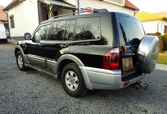 MITSUBISHI PAJERO WAGON 3.2 DI-D 118kW ŤAŽNE - 4x4 - KOŽA - 6