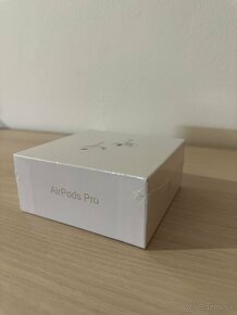 Apple AirPods Pro (2. generácie) s MagSafe púzdrom - 6