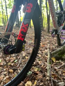 Mondraker Superfoxy Carbon R - 6