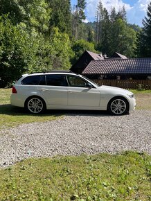 BMW e91 320xd 2011 - 6