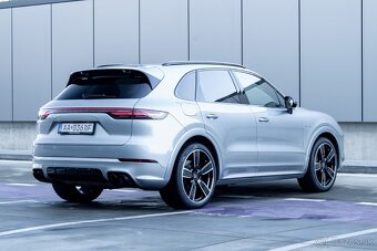 Porsche Cayenne E-Hybrid 4x4 Platinum A/T - 6