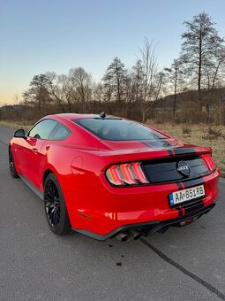 Ford Mustang GT 5.0 V8 - 6