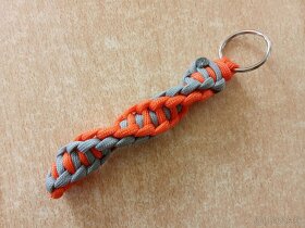 Kĺúčenka paracord DNA - 6