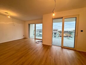 Na predaj 4 izbový penthouse v SOHO - 6