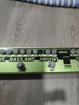 Predám basgitarové kombo Peavey Max 100. - 6