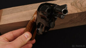 Revolver Smith&Wesson "agent" 38special - 6