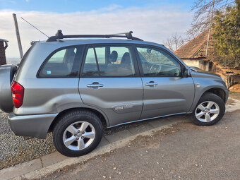 Toyota RAV 4 - 6