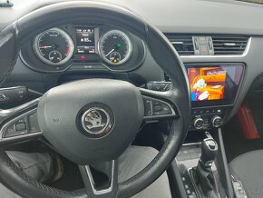 Škoda Octavia Combi 1.6 TDI,88kW DSG,bixenony s LED,kessy - 6