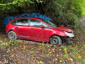 Citroën C4 1.6 benzín - 6