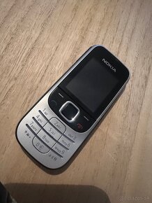 Nokia 2330 Classic - 6