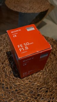 Sony Alpha ZVE-10 - 6