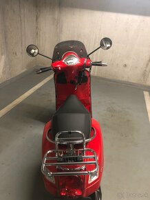 Vespa GTS 300 Super AKRAPOVIC - 6