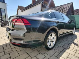 Volkswagen Passat 2.0 TDI Business 4Motion DSG - 6