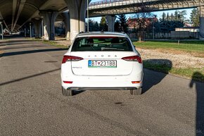 Škoda Octavia Combi 2.0 TDI SCR Style Plus DSG - 6