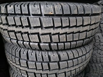 245/70 R16 zimné , 235/75 R15 track 2000 - 6