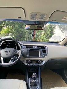 Kia Rio 1.1 CRDI 2012 - 6