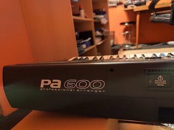 Predám Korg pa 600 - 6