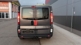 Opel Vivaro L2H1 3 miestna Long - 6