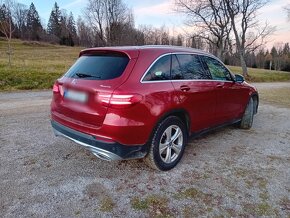 Predám Mercedes-Benz GLC 220 d 4 MATIC - 6