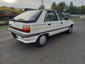 Renault 11 r11 r.v 1988 - 6