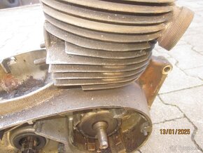 Jawa 250 kývačka 353 motor - 6