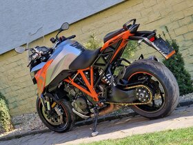 KTM 1290 SuperDuke GT ABS 9/2017 - 6