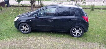 Opel Corsa D 1.2 benzín - 6