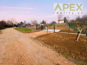 Exkluzívne APEX reality chalupa v obci Šalgočka, 800 m2 - 6