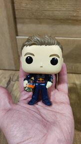 Max Verstappen s helmou - funko pop - 6