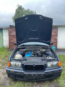 BMW E36 318i (320i) - 6