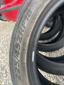 225/45 r18  letné pneumatiky Runflat - 6