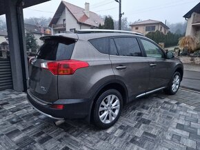 Toyota RAV4 2.0 l benzin automat 4x4 - 6