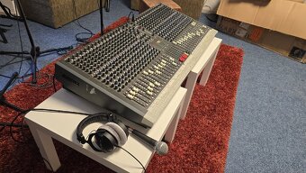 Soundcraft Spirit LX7 32 - 6