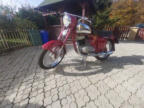 Jawa 250 Sport - 6