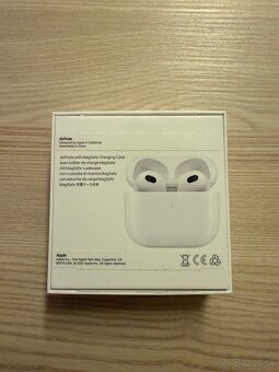 AirPods 3.Generacia s MagSafe nabijacim puzdrom - 6