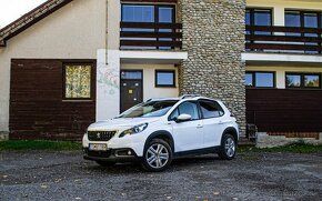 Peugeot 2008 1.2 PureTech 110 Signature - 6