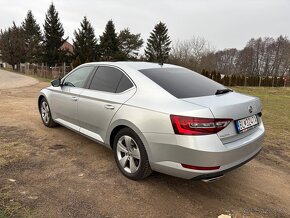 Škoda Superb 2.0 TSI 4x4 - 6