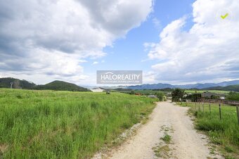 HALO reality - Predaj, pozemok pre rodinný dom   1890 m2 Veľ - 6