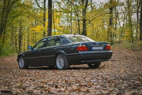 BMW 740iL E38 - 6