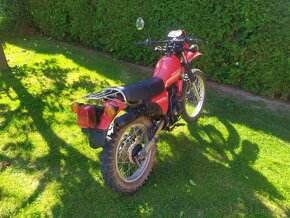 Suzuki DR 125 S - 6