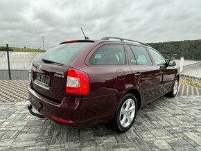 Škoda Octavia Combi 2.0 TDI CR 110k Family 210000km 2011 - 6