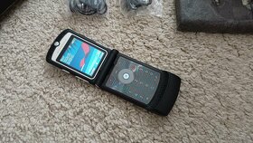 Motorola Razr V3 TOP - 6