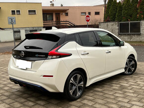 Nissan Leaf N-Connecta 40KWH V ZÁRUKE 360 STUPŇOVÁ KAMERA - 6