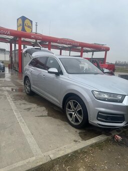 Audi Q7 3.0 D - 6