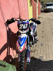 YAMAHA YZF 450 - 6