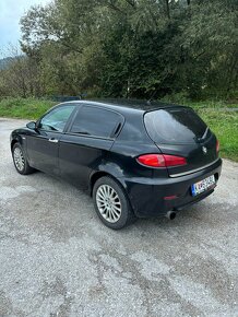 Alfa romeo 147 - 6