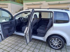 Volkswagen Touran 1.6 TDi 77Kw(105Ps)Rv:Model:2011 Higline - 6