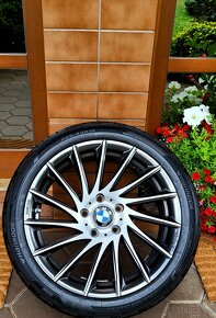 alu R18 5x120, pneu 225/45 RFT, BMW X1, rada 3 - 6